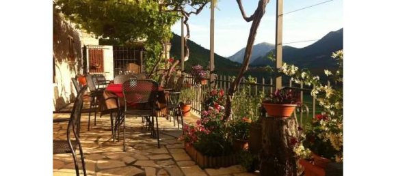 5 rooms Hotel in Sant'Anatolia di Narco, Italy No. 255121 3