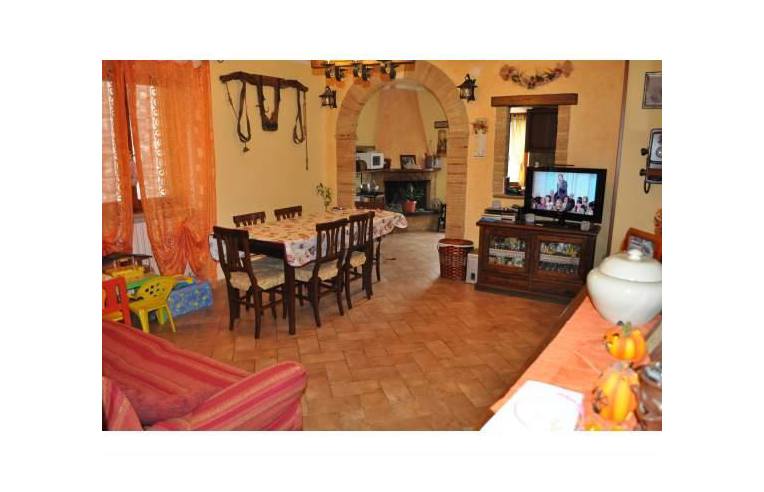 5 rooms Hotel in Sant'Anatolia di Narco, Italy No. 255121