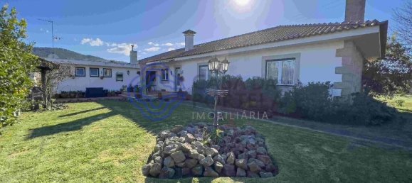 5 bedrooms House in Viana do Castelo, Portugal No. 142994 3