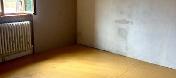 2 bedrooms House in Saint-Quentin, France No. 304853 4