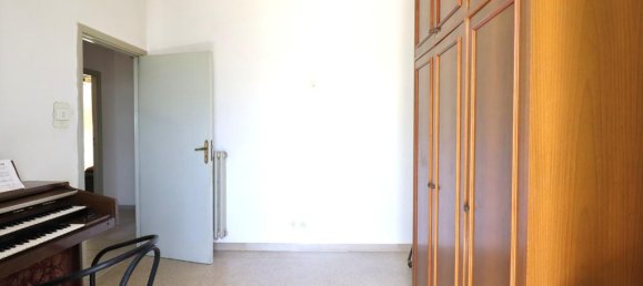 2 bedrooms Apartment in Terni, Italy No. 293730 8