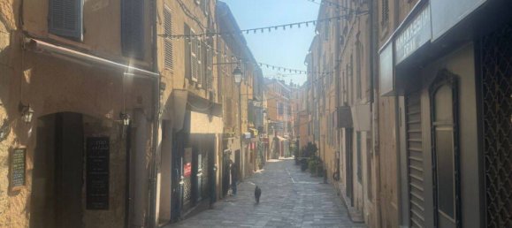 2 bedrooms Apartment in Hyeres, France No. 332640 13