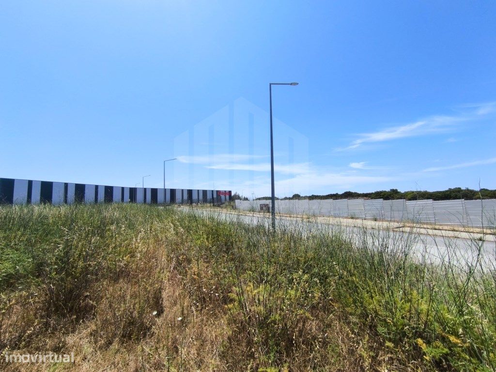 1035m² Land in Sesimbra, Portugal No. 201308