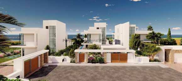 4 bedrooms Villa in Paphos, Cyprus No. 1026 3