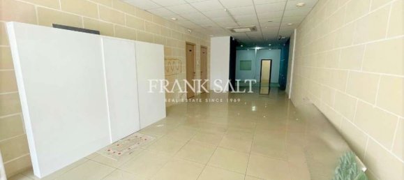 90m² Shop in San Gwann, Malta No. 12758 2