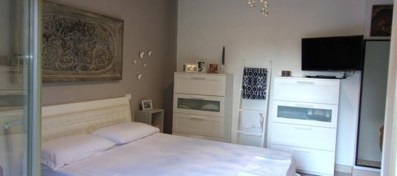 5 rooms Apartment in Massa, Italy No. 105140 15