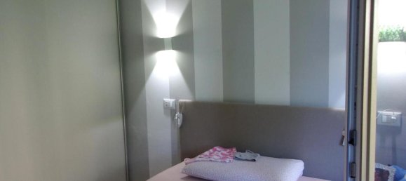 5 rooms Apartment in Massa, Italy No. 105140 17