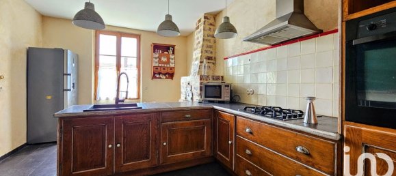 Дом с 5 спальнями в Вийнёв-ле-Саблон, Франция № 261849 12