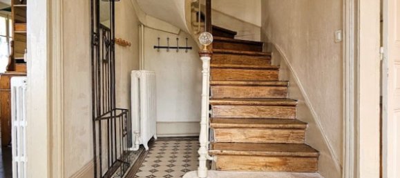 Дом с 5 спальнями в Вийнёв-ле-Саблон, Франция № 261849 6