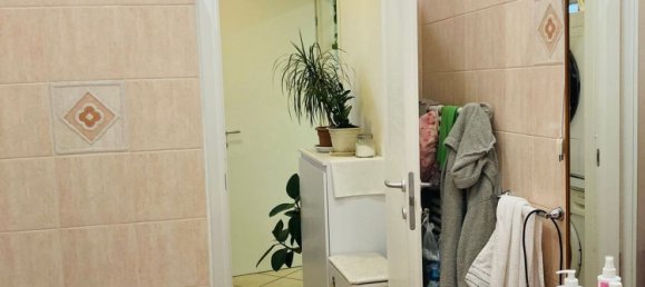 Apartamento de 3 divisões em Cardano al Campo, Italy N.º 109839 2