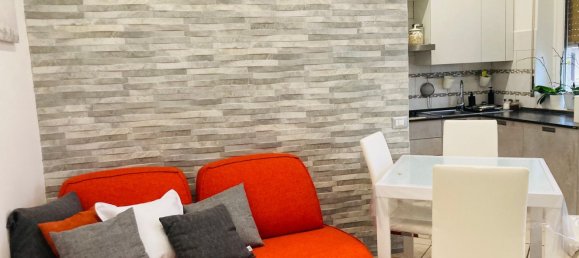 Apartamento de 3 divisões em Cardano al Campo, Italy N.º 109839 21