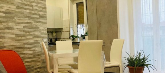 Apartamento de 3 divisões em Cardano al Campo, Italy N.º 109839 13