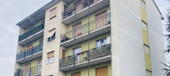 Apartamento de 3 divisões em Cardano al Campo, Italy N.º 109839 41