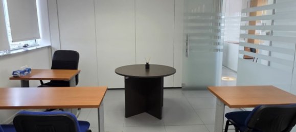 Oficina de 10 habitaciónes en Aglandjia, Cyprus No. 25890 14