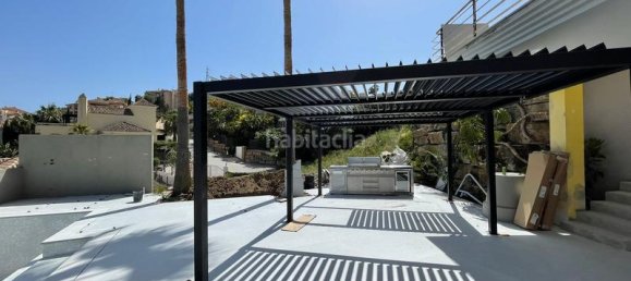 7 bedrooms Villa in Marbella, Spain No. 29879 6