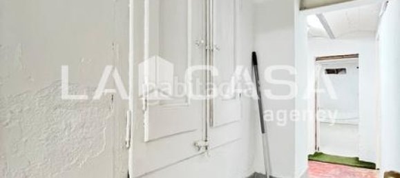 219m² Commercial property in Sant Adria De Besos, Spain No. 156865 35