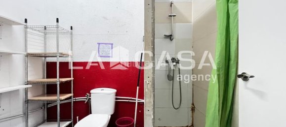 219m² Commercial property in Sant Adria De Besos, Spain No. 156865 16