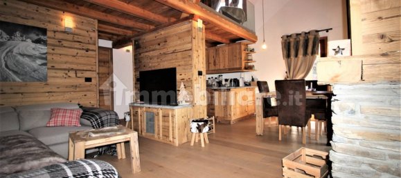 Дом с 2 спальнями в Сестриере, Италия № 211396 19