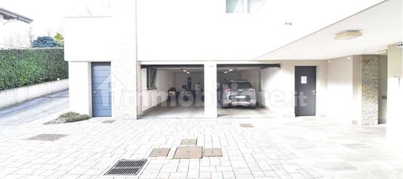 3 Schlafzimmer Wohnung in Capiago Intimiano, Italy, Nr. 331084 81