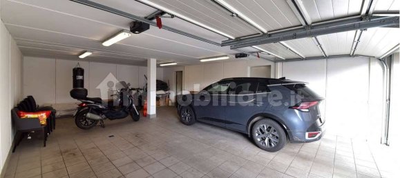 3 Schlafzimmer Wohnung in Capiago Intimiano, Italy, Nr. 331084 76