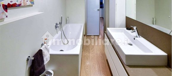 3 Schlafzimmer Wohnung in Capiago Intimiano, Italy, Nr. 331084 68