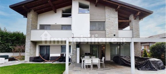 3 Schlafzimmer Wohnung in Capiago Intimiano, Italy, Nr. 331084 4