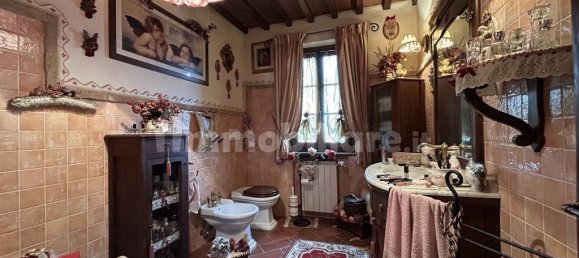 3 Schlafzimmer Villa in Cortona, Italy, Nr. 237023 25