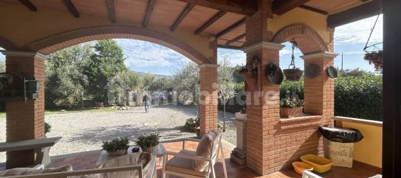 3 Schlafzimmer Villa in Cortona, Italy, Nr. 237023 7