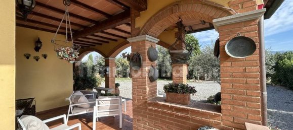 3 Schlafzimmer Villa in Cortona, Italy, Nr. 237023 4