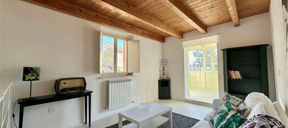 151m² Building in Gualdo Tadino, Italy No. 88251 3