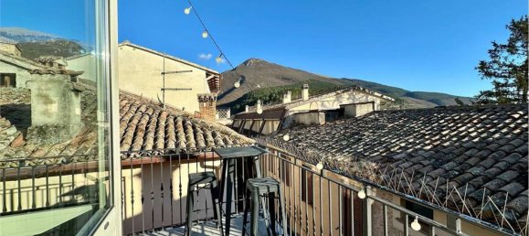 151m² Building in Gualdo Tadino, Italy No. 88251 6