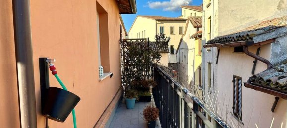 151m² Building in Gualdo Tadino, Italy No. 88251 5