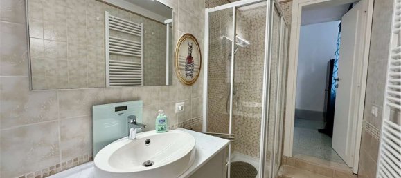 151m² Building in Gualdo Tadino, Italy No. 88251 17