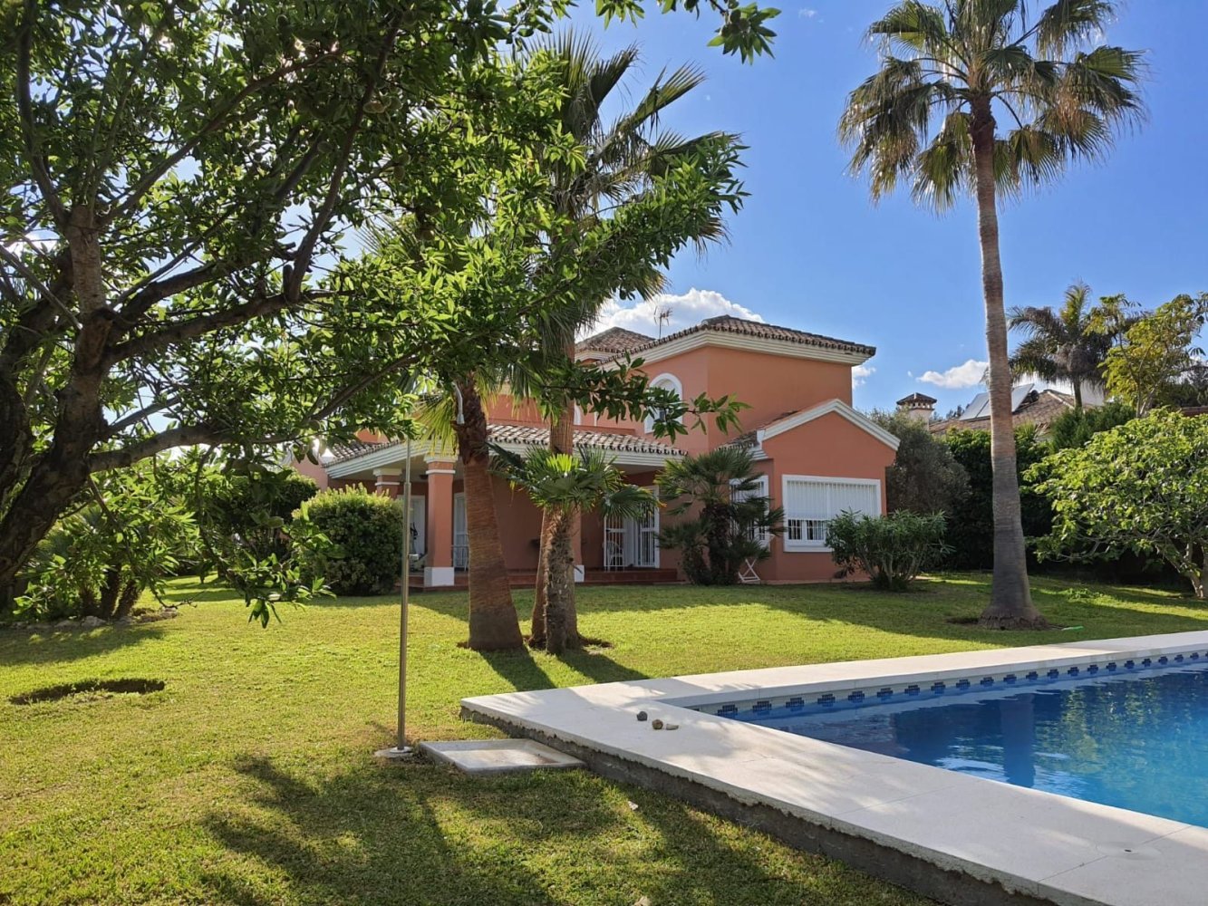 Villa T4 em Estepona, Spain N.º 126966