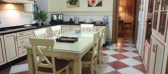 Villa de 4 dormitorios en Estepona, Spain No. 126966 22