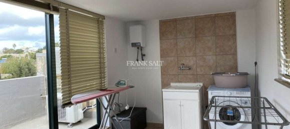 3 غرف نوم طابقين في Attard, Malta رقم 10703 16