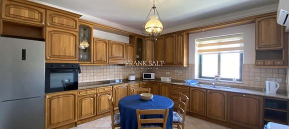 3 غرف نوم طابقين في Attard, Malta رقم 10703 6