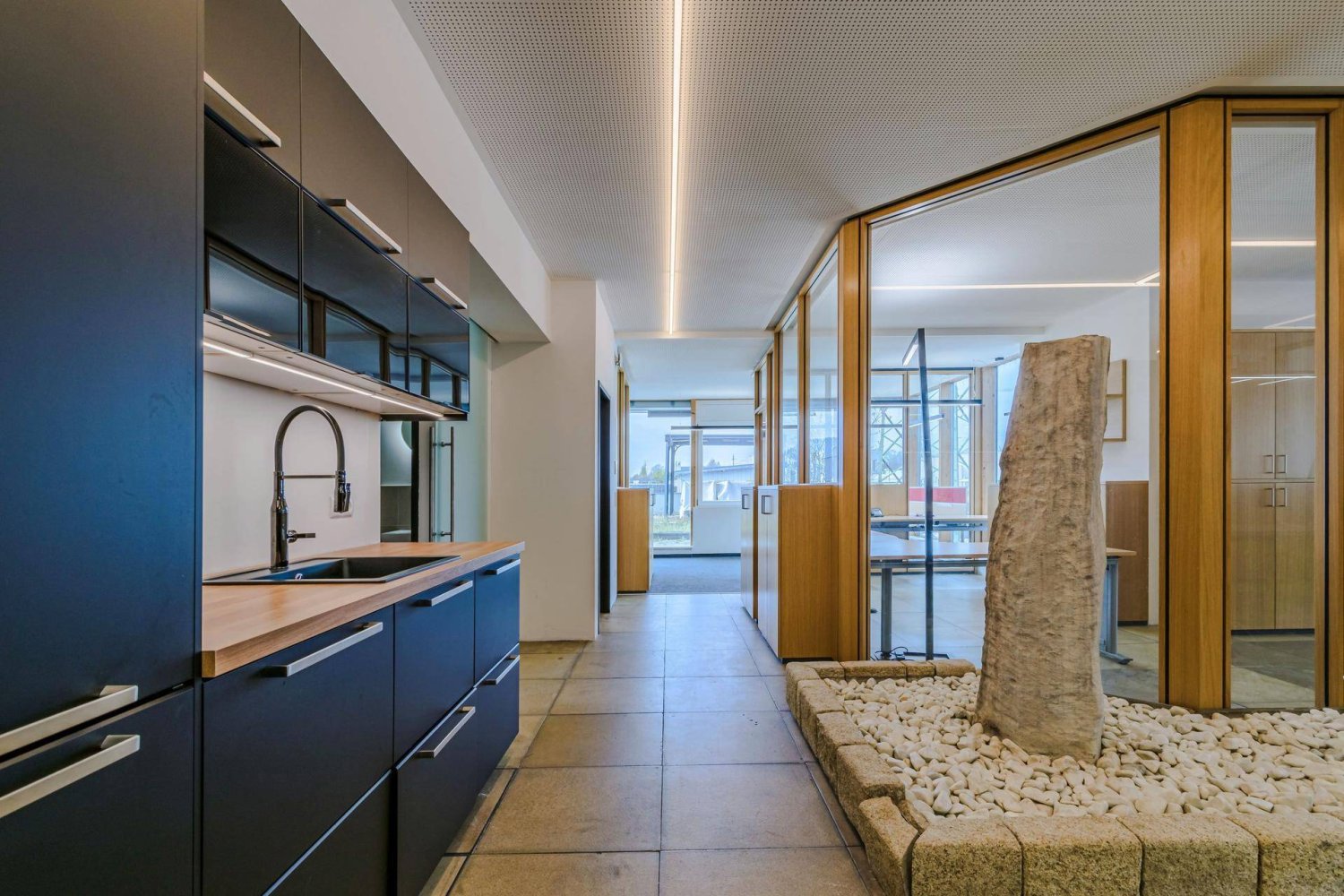 Büro in Mils, Austria 141m², Nr. 160063