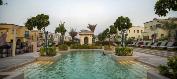 3 Schlafzimmer Villa in Mirdif, UAE, Nr. 7908 10