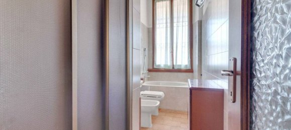 3 bedrooms Apartment in Milan, Italy No. 363773 28