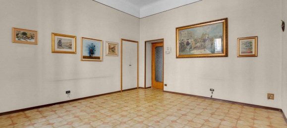 3 bedrooms Apartment in Milan, Italy No. 363773 4