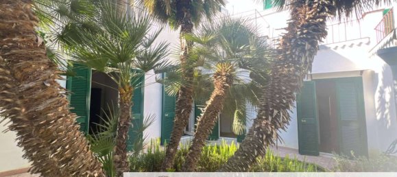 5 Schlafzimmer Penthouse in Naples, Italy, Nr. 85970 4