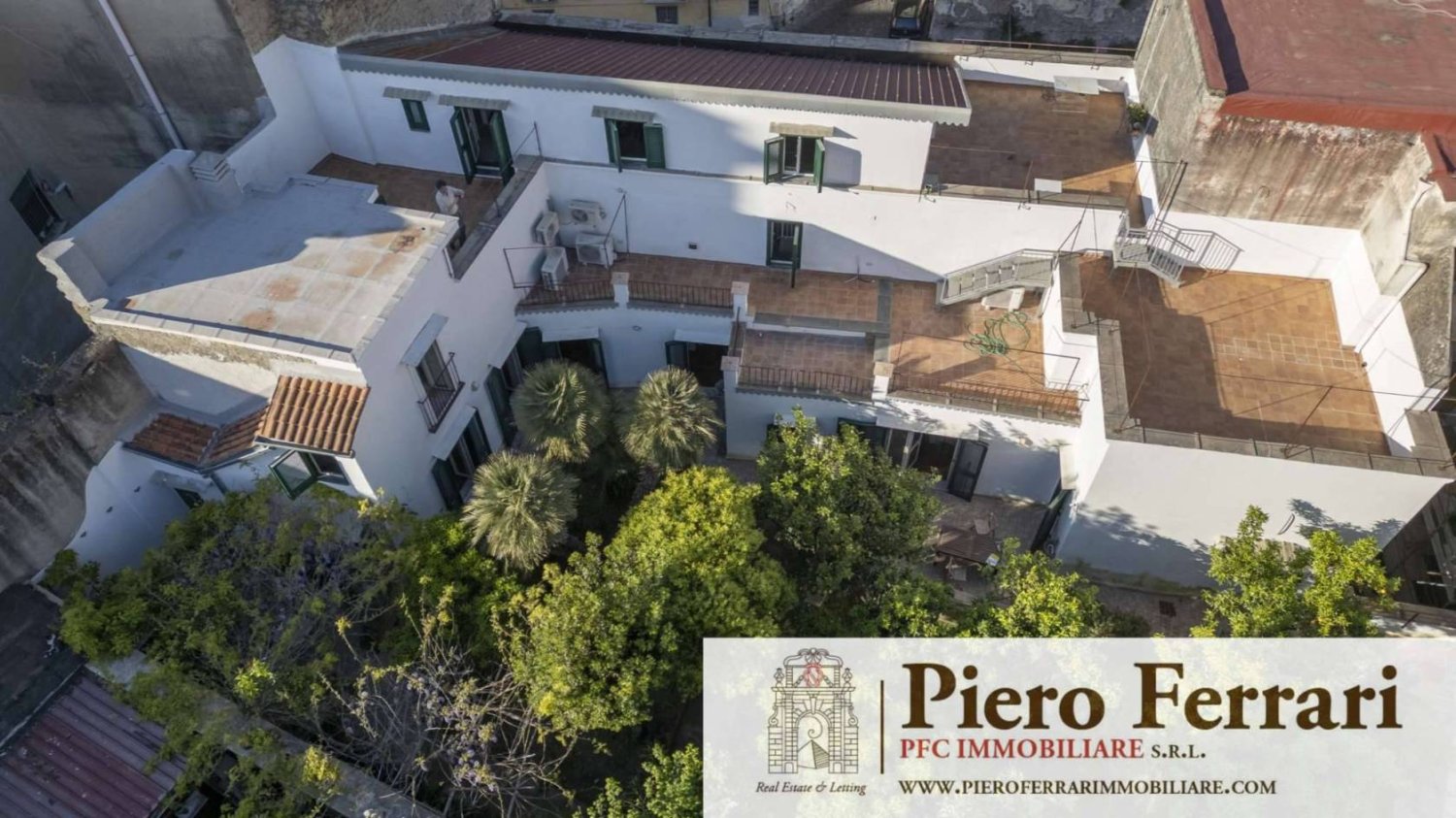 5 Schlafzimmer Penthouse in Naples, Italy, Nr. 85970