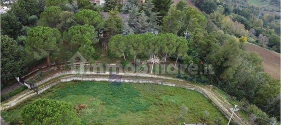 1390m² Land in Monte Roberto, Italy No. 74366 2