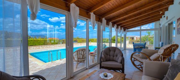 3 bedrooms Villa in Chania, Greece No. 8392 16