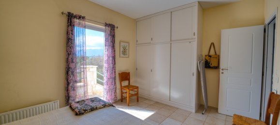 3 bedrooms Villa in Chania, Greece No. 8392 24