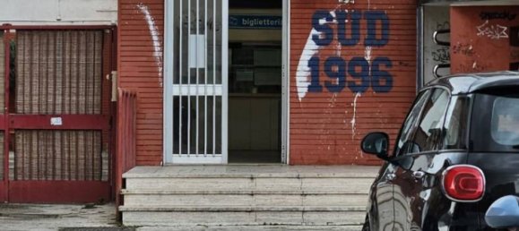 1 bedroom Apartment in Naples, Italy No. 14425 2