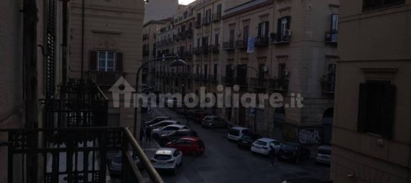 4 bedrooms Apartment in Palermo, Italy No. 211578 24
