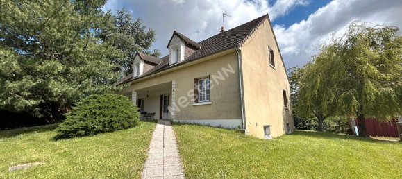 Casa de 7 dormitorios en Heugnes, France No. 271148 2