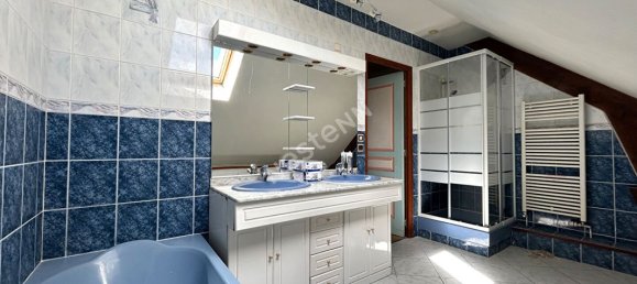 Casa de 7 dormitorios en Heugnes, France No. 271148 15